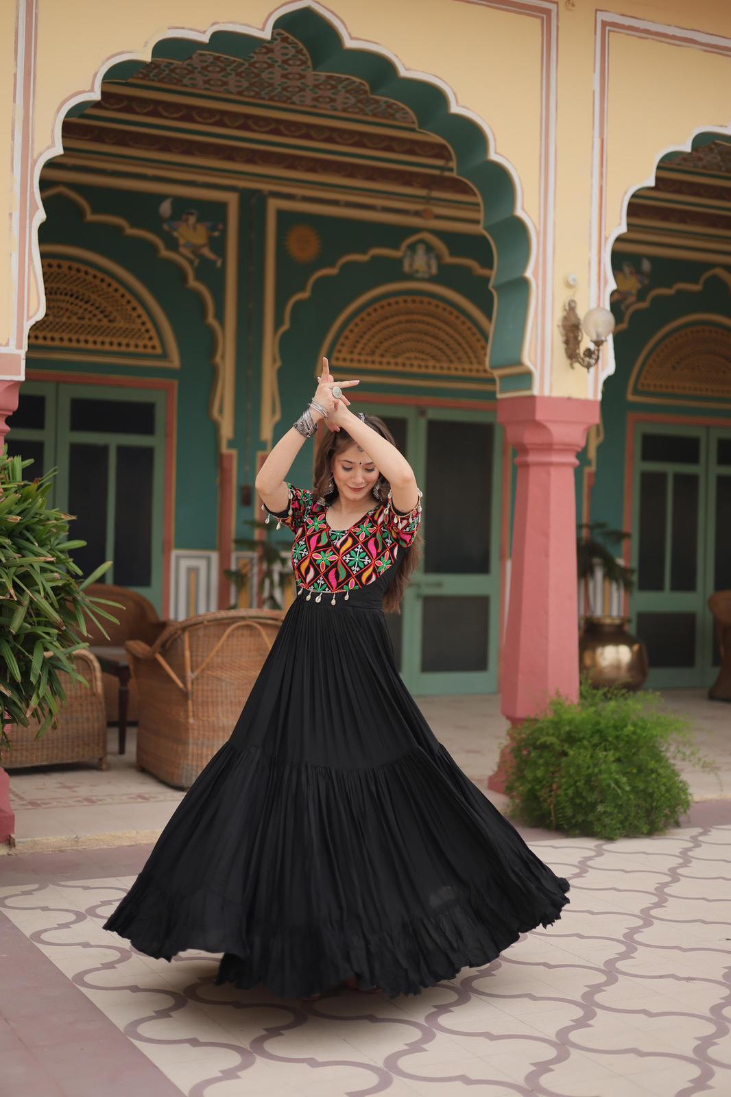 Black Rayon Gamthi Kodi Work Gown