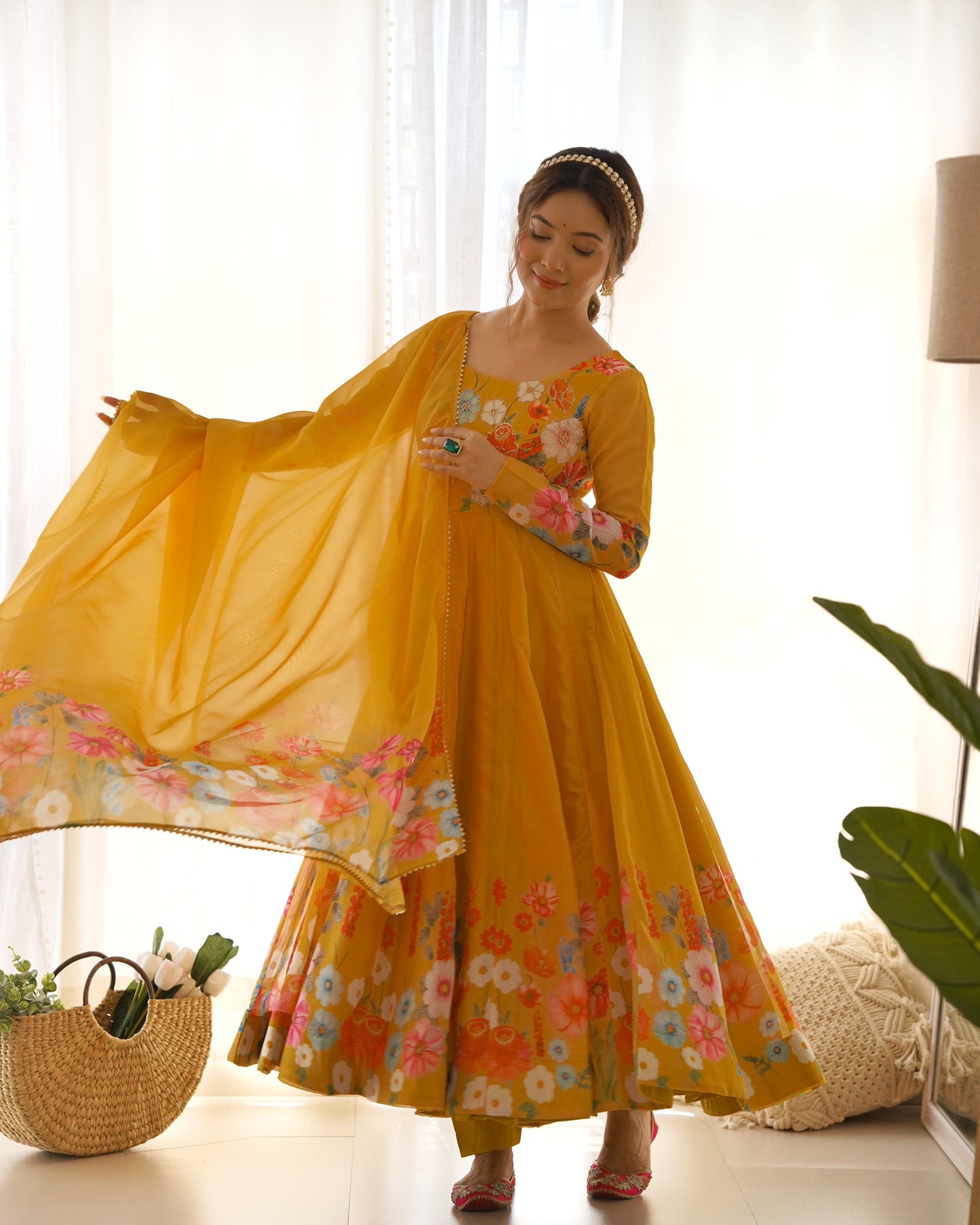 Solidcolour Soft Organza Floral Anarkali Suit