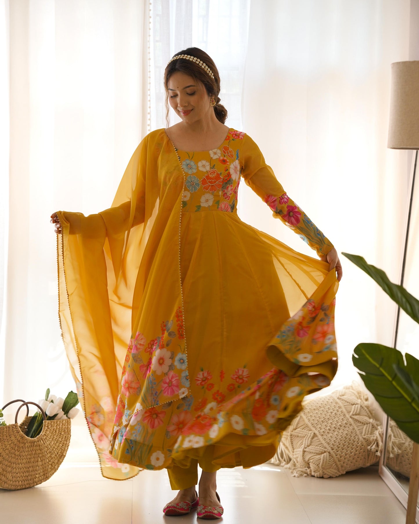 Solidcolour Soft Organza Floral Anarkali Suit